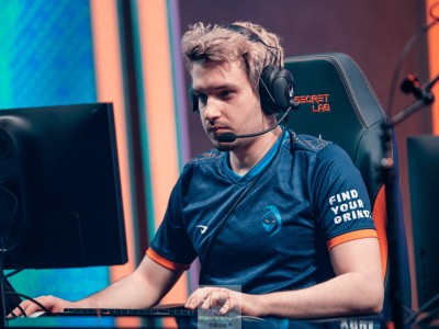 乐动体育入口 西班牙队队员 