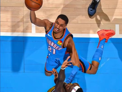 乐动体育官网冲刺阶段体能课后，莱比锡外线爆发备战NBA季后赛，底气十足，临场指挥获称赞的简单介绍